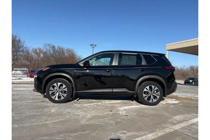 $24498 : Nissan Rogue 2022 SV 4dr Cro image 2