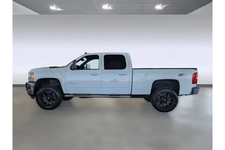$29999 : Chevrolet Silverado 2500HD 2 image 2