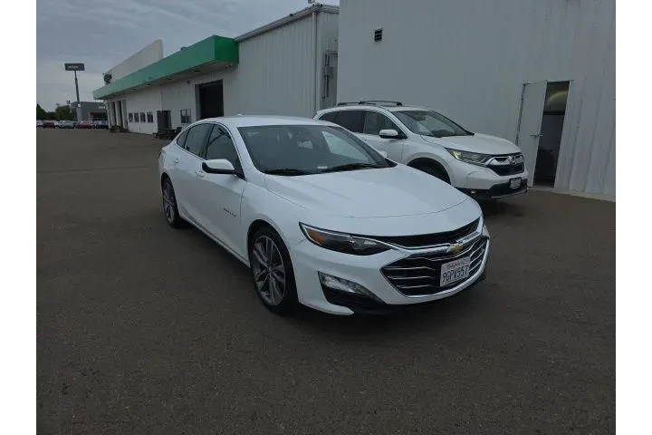 $14900 : Chevrolet Malibu 2023 LT 4dr image 1