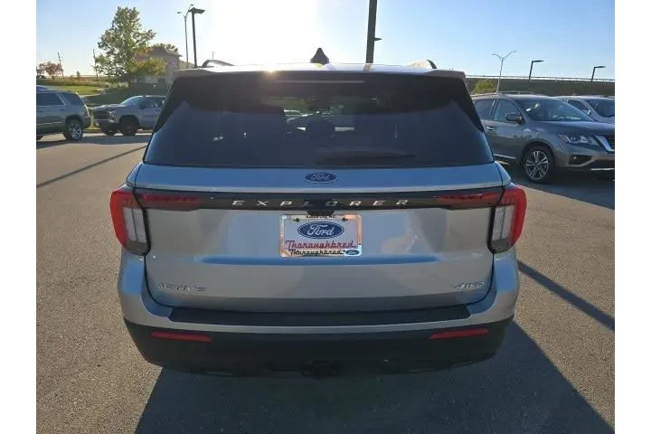 $39000 : Ford Explorer 2025 AWD Activ image 4