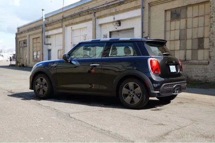 $25988 : 2024 MINI Hardtop 2 Door Coop image 7