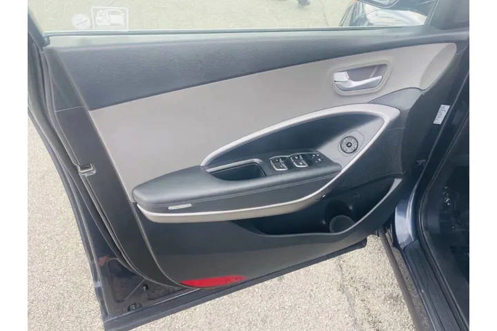 $7999 : 2016 Santa Fe Sport 2.4L image 10