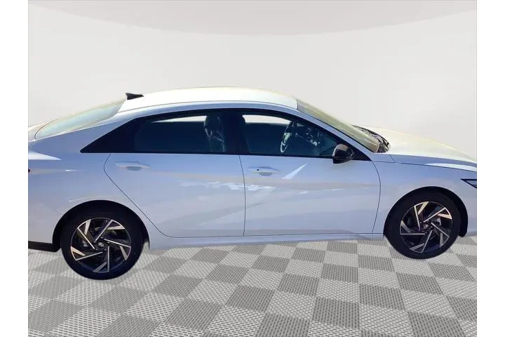 $24488 : Hyundai ELANTRA 2025 SEL Spo image 8