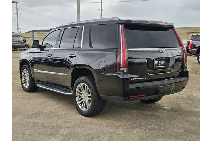 $22032 : Cadillac Escalade 2016 Stand image 5