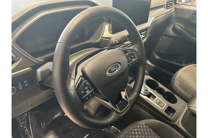 $25462 : Ford Escape 2024 AWD Active image 9