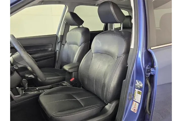 $22288 : Subaru Forester 2018 AWD 2.5 image 6