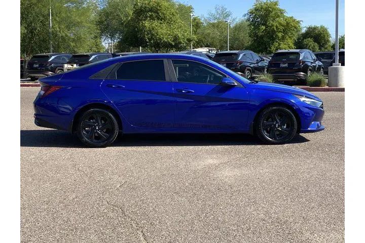 $17492 : Hyundai ELANTRA 2023 SEL 4dr image 2