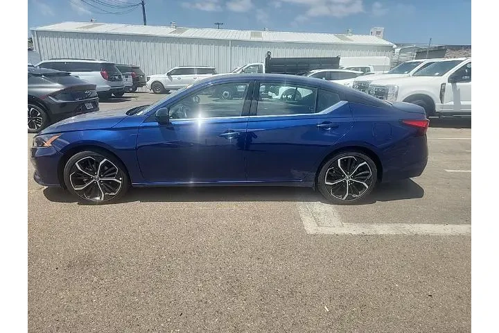 $21991 : Nissan Altima 2024 2.5 SR 4d image 8