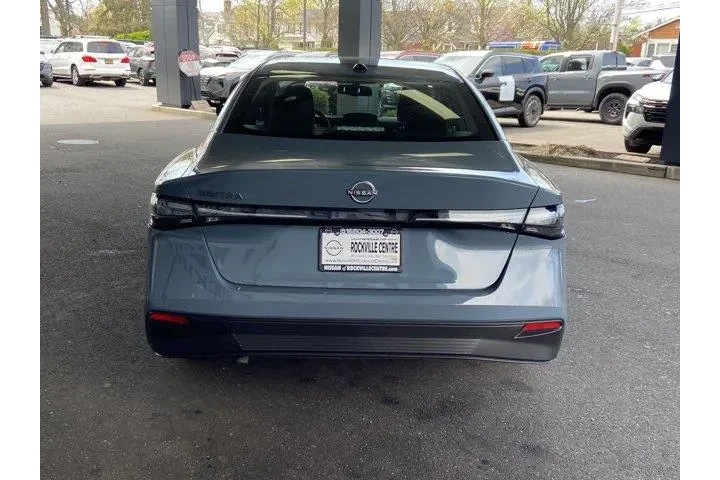 $25487 : Nissan Sentra 2026 SV 4dr Se image 6