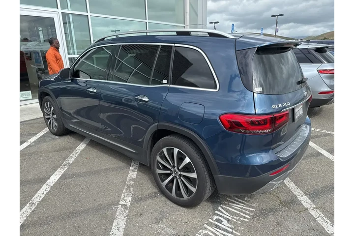 $22950 : Mercedes-Benz GLB 2021 AWD G image 3