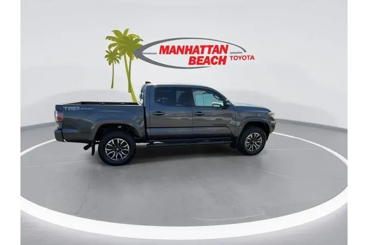 $31495 : Toyota Tacoma 2021 4x2 TRD S image 9