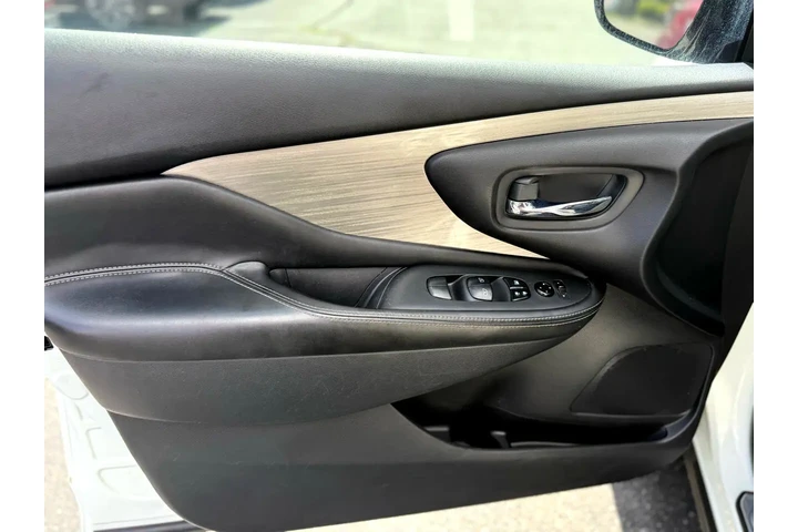 $13999 : 2015 Murano SV image 10