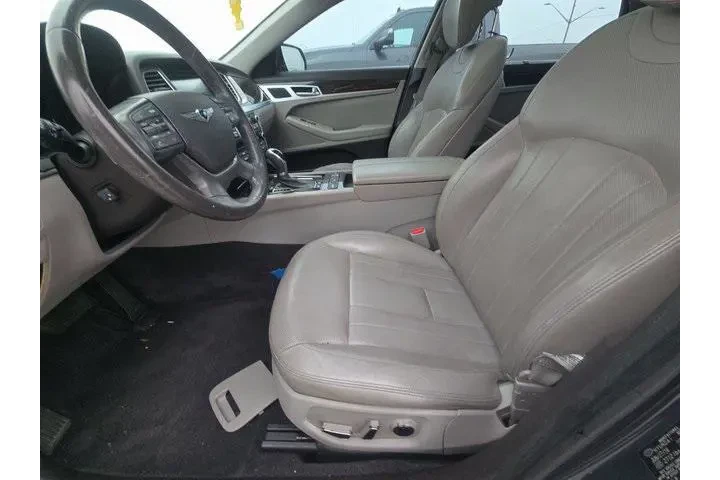 $14282 : Genesis G80 2017 3.8 4dr Sed image 5