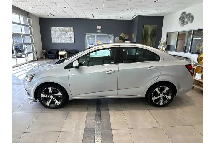 $9490 : Chevrolet Sonic 2018 Premier image 6