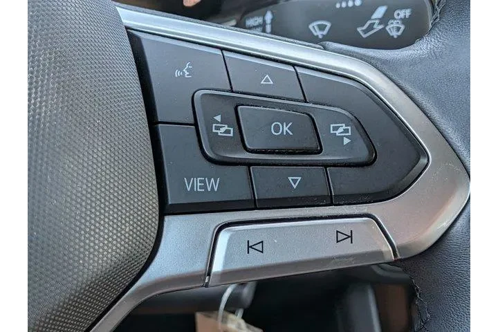 $23998 : Volkswagen Jetta 2025 Sport image 3