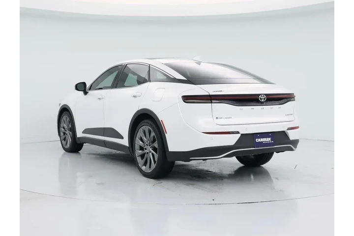 $37998 : Toyota Crown 2024 AWD Limite image 2