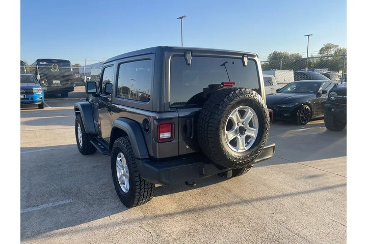 $26759 : Jeep Wrangler 2020 4x4 Willy image 3