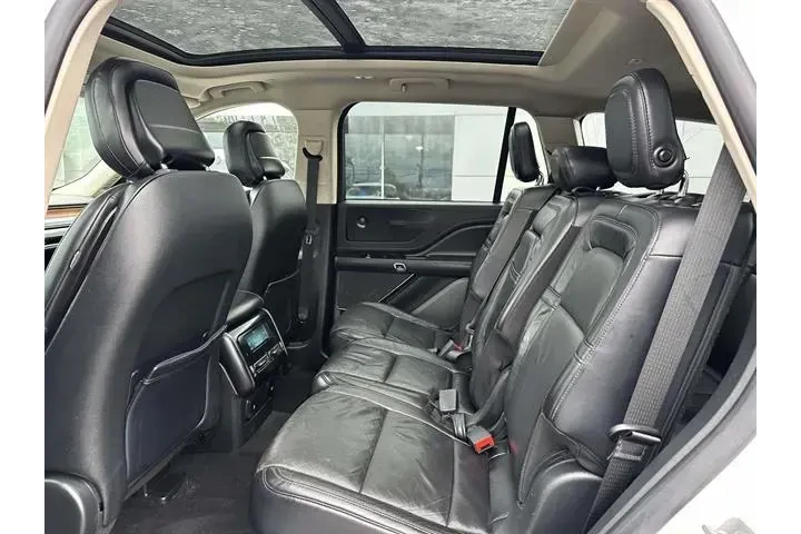 $29995 : Lincoln Aviator 2020 AWD Res image 10