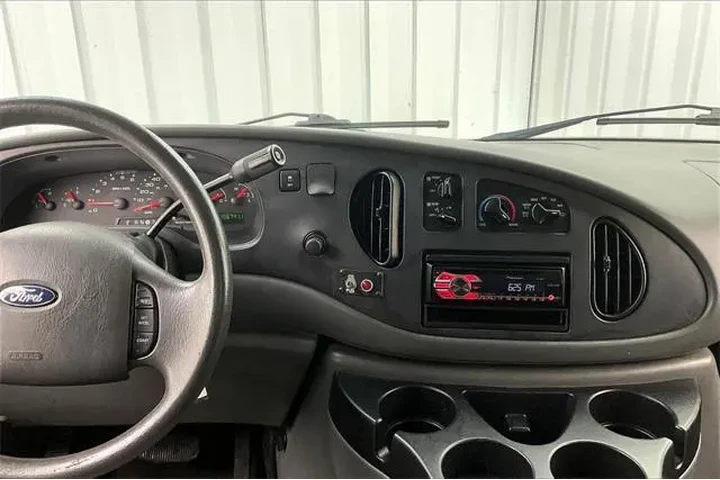 $8990 : Ford E-Series 2006 E-350 SD image 6
