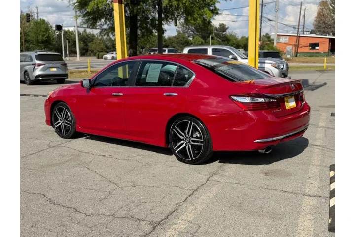 $17900 : 2017 Accord Sport Special Edi image 5