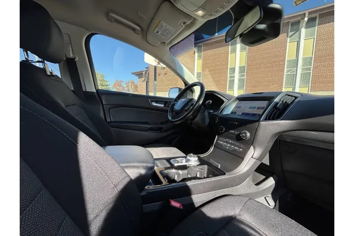 $12999 : 2020 Edge SE image 9