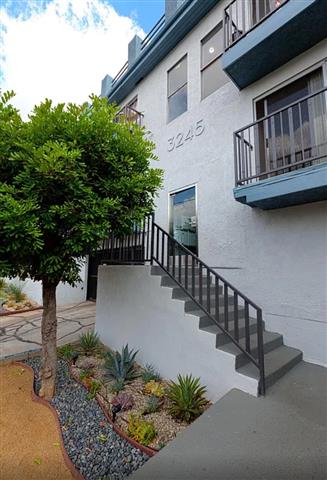 $1800 : 2Bed apartment for rent in LA image 4