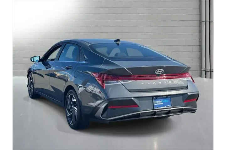 $20500 : Hyundai ELANTRA 2025 SEL Con image 7