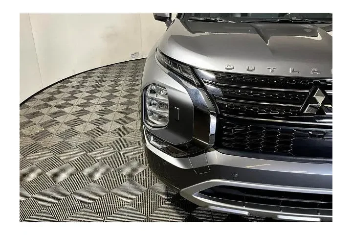 $26525 : Mitsubishi Outlander 2022 AW image 10