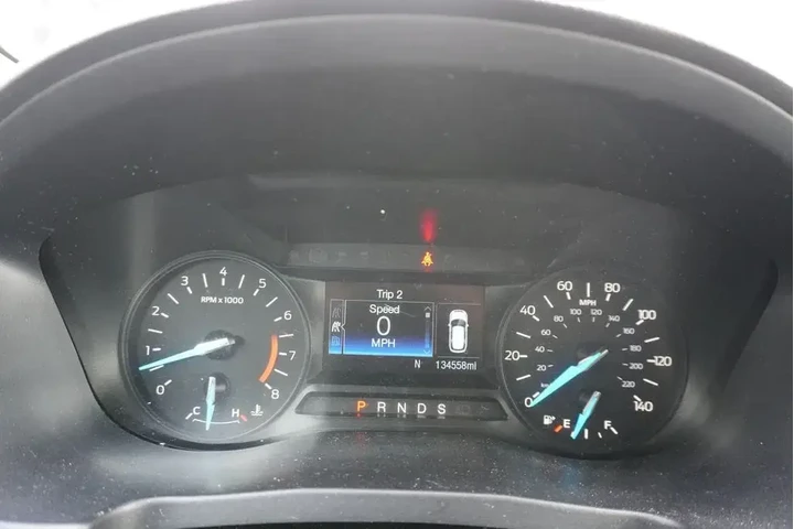 $13388 : Ford Explorer 2019 AWD XLT 4 image 10