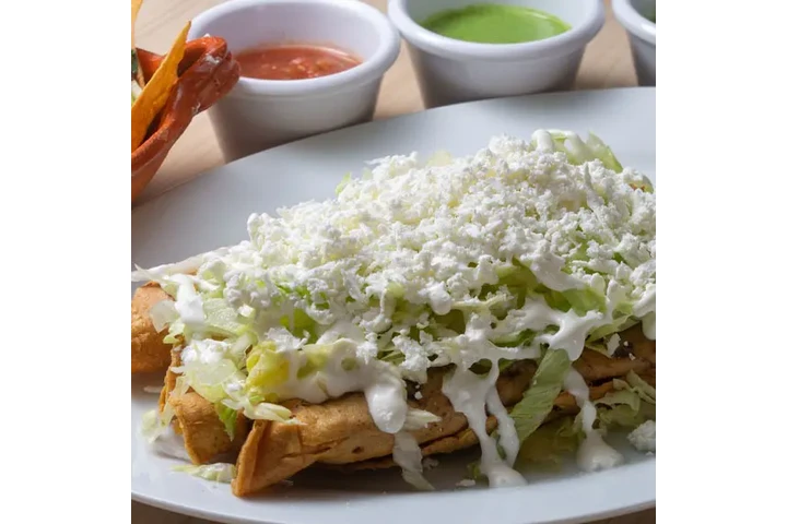 Tacos Alicia Mexican Restauran image 9