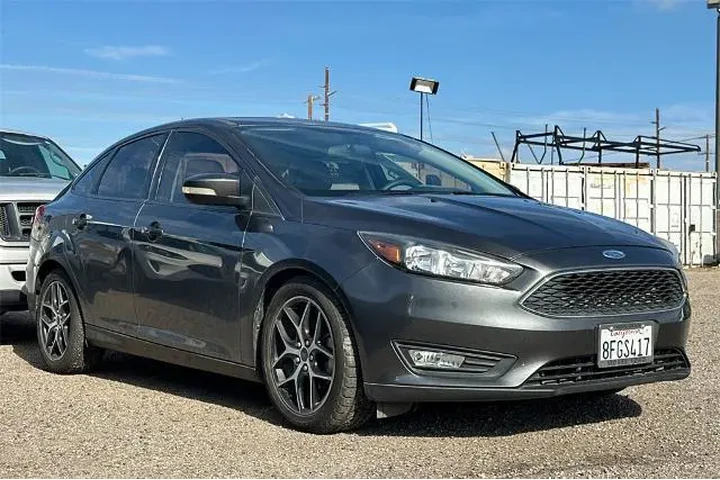 $13871 : Ford Focus 2018 SEL 4dr Seda image 2