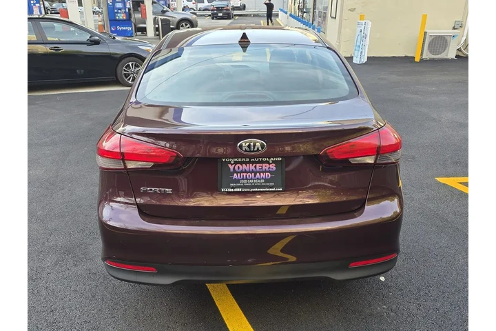 $10995 : 2018 Forte LX image 4