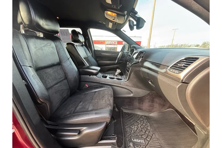 $12980 : 2019 Grand Cherokee Laredo E image 9