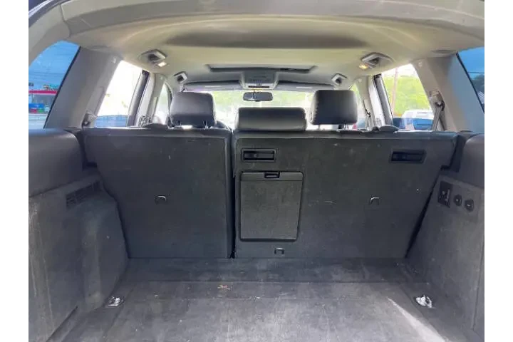 $8995 : 2006 Touareg V8 image 8