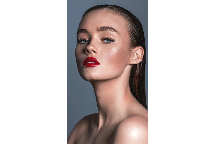 Makeup Artist image 2