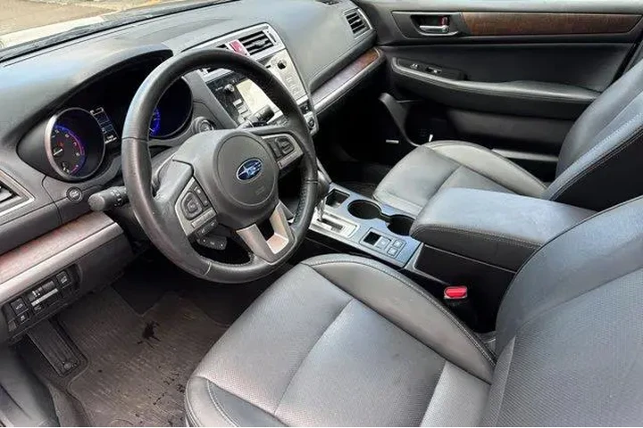 $18396 : Subaru Outback 2017 AWD 2.5i image 10