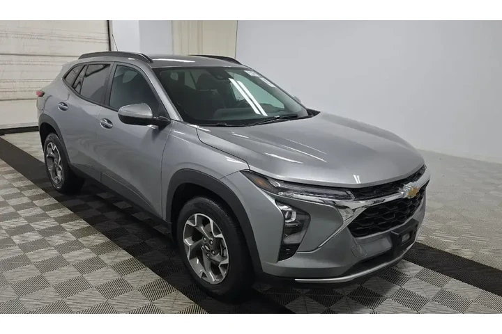 $23190 : Chevrolet Trax 2024 LT 4dr C image 2