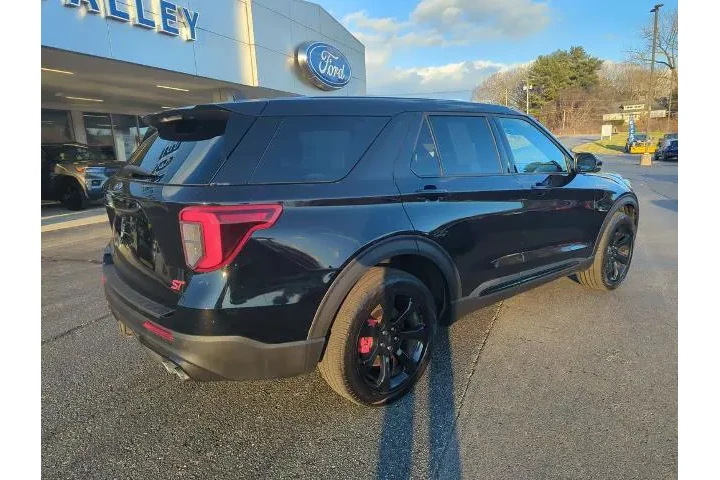 $39913 : Ford Explorer 2022 AWD ST 4d image 7