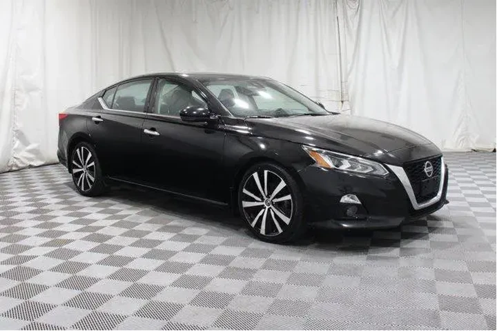$18974 : Nissan Altima 2019 2.0 Plati image 1