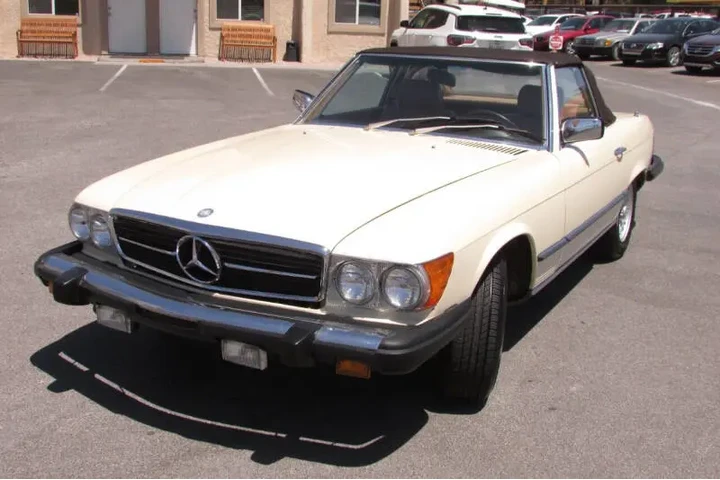 $25995 : 1982 Mercedes-Benz 380-Class image 3
