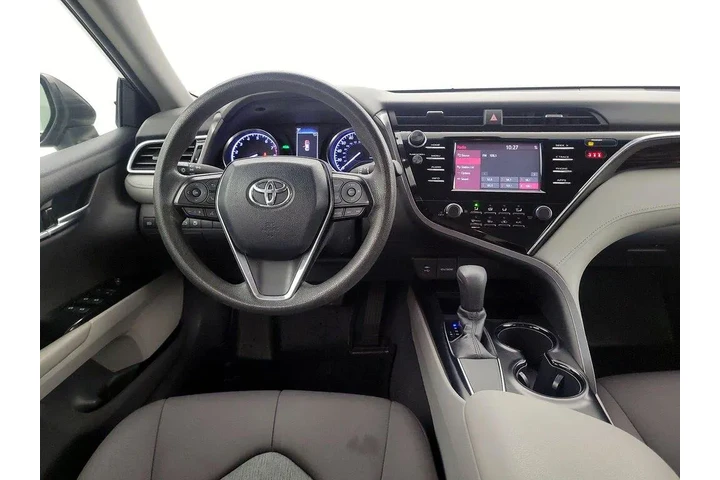 $20998 : Toyota Camry 2018 LE 4dr Sed image 10