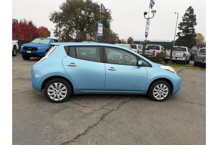 $7000 : Nissan LEAF 2015 S 4dr Hatch image 6