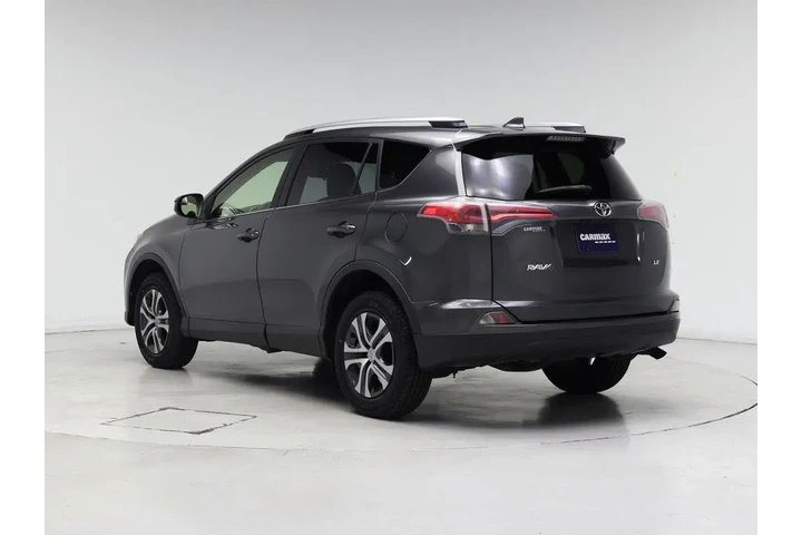 $17998 : Toyota RAV4 2018 LE 4dr SUV image 2