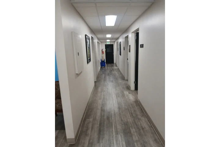 Busco trabajo en la mañanas image 2