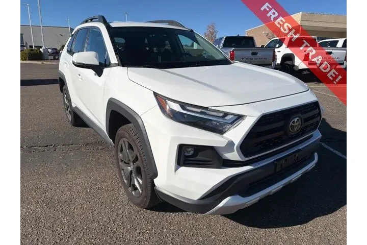 $31007 : Toyota RAV4 2023 AWD Adventu image 5