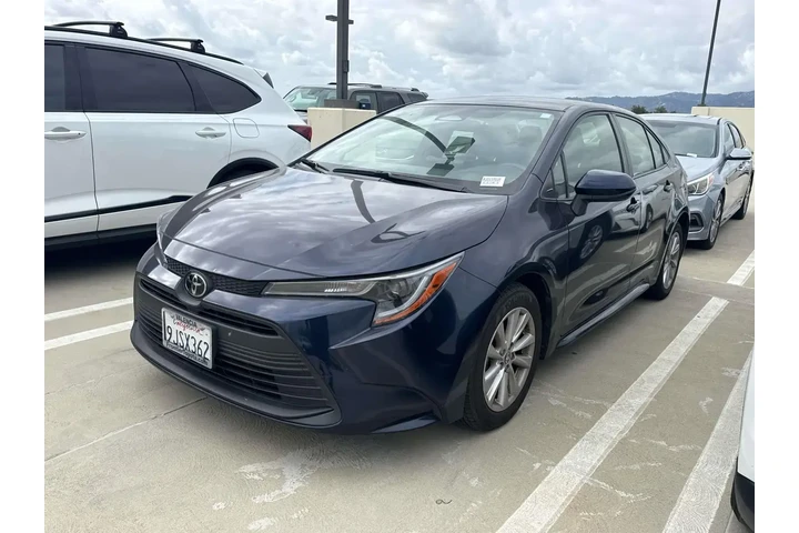 $22650 : Toyota Corolla 2024 LE 4dr S image 2