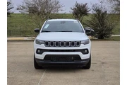 $30990 : Jeep Compass 2026 4x4 Latitu thumbnail