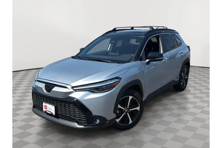 $35000 : 2024 Corolla Cross Hybrid XSE image 1