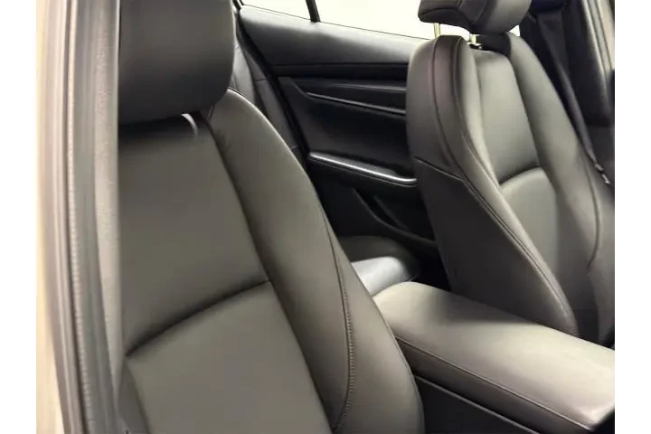 $23500 : Mazda Mazda3 Sedan 2025 2.5 image 8