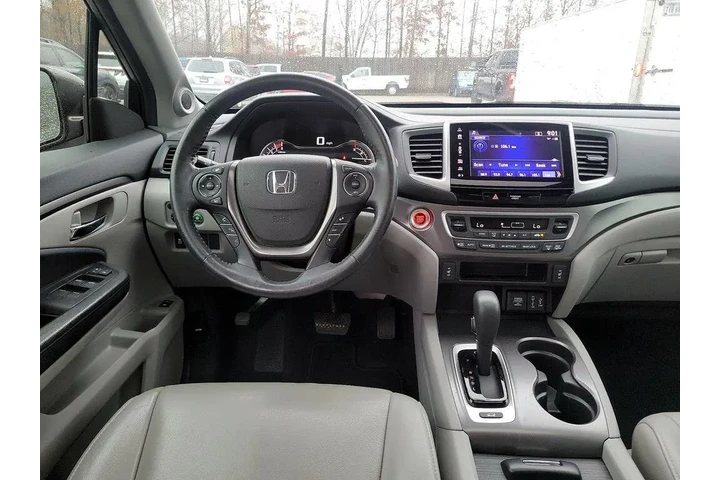 $19998 : Honda Pilot 2018 AWD EX-L 4d image 9